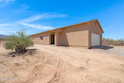 6979 N Boswell Lane, Tucson, AZ 85743 - Photo 1