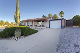 950 S Abrego Dr, Green Valley, AZ 85614 - Photo 1