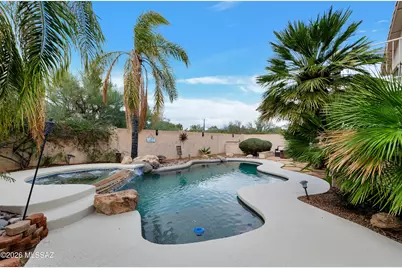 11137 N Par Drive, Oro Valley, AZ 85737 - Photo 1