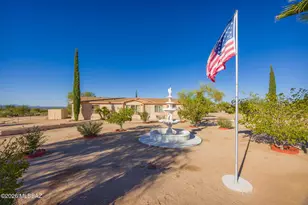 12320 W High Ridge Dr, Tucson, AZ 85736 - Photo 1