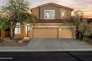 8286 N Amber Burst Dr, Tucson, AZ 85743 - Photo 1