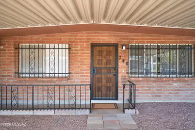 740 S Columbus Boulevard, Tucson, AZ 85711 - Photo 1