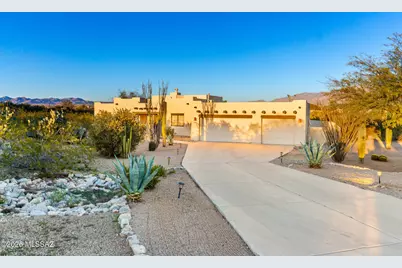 4522 W Sunset Plaza Court, Tucson, AZ 85743 - Photo 1