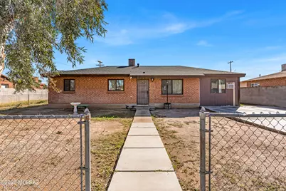 2201 S March Place, Tucson, AZ 85713 - Photo 1