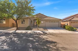 7802 E Treetop Rd, Tucson, AZ 85756 - Photo 1
