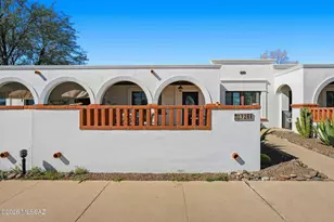 328 S Paseo Quinta, Green Valley, AZ 85614 - Photo 1