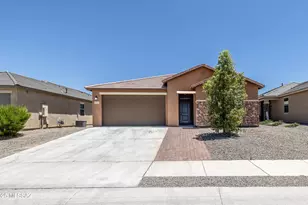 8820 E Stone Meadow Cir, Tucson, AZ 85730 - Photo 1