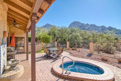 1148 E Camino Diestro, Oro Valley, AZ 85704 - Photo 1