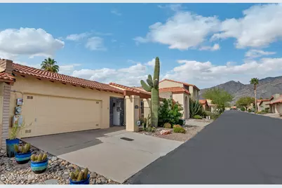 5665 N Camino Del Sol, Tucson, AZ 85718 - Photo 1