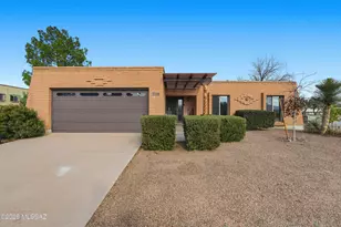 150 W Calle Melendrez, Green Valley, AZ 85614 - Photo 1