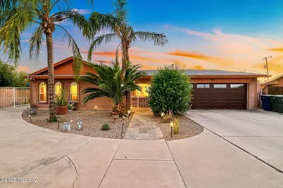 53 N Davila Circle, Tucson, AZ 85745 - Photo 1