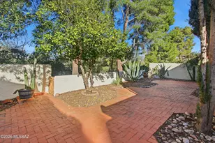 7105 E Chorro Cir, Tucson, AZ 85715 - Photo 1