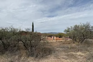 165 Paseo Dulzura, Rio Rico, AZ 85648 - Photo 1