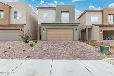 8829 N Sherry Cervi Way, Tucson, AZ 85743 - Photo 1
