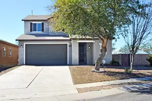 4780 E Desert Thorn Dr, Tucson, AZ 85756 - Photo 1