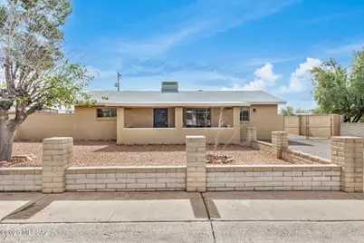 827 W Calle Castile, Tucson, AZ 85756 - Photo 1