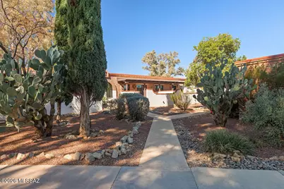 348 S Paseo Lobo #C, Green Valley, AZ 85614 - Photo 1