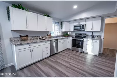 7122 E Eastland Street, Tucson, AZ 85710 - Photo 1