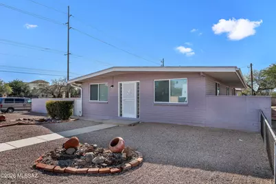 3201 N Olsen Avenue, Tucson, AZ 85719 - Photo 1