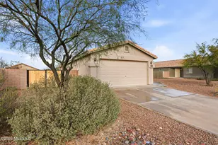5556 S Desert Redbud Dr, Tucson, AZ 85757 - Photo 1