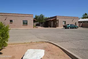 4115 E North St, Tucson, AZ 85712 - Photo 1