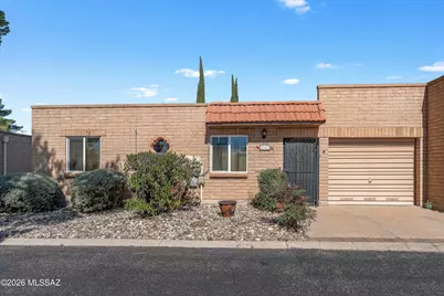 8427 E Foursome Lane, Tucson, AZ 85710 - Photo 1