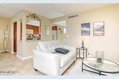 6651 N Campbell Avenue #210, Tucson, AZ 85718 - Photo 1