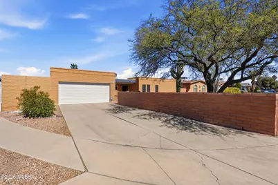 9209 E Baker Street, Tucson, AZ 85710 - Photo 1