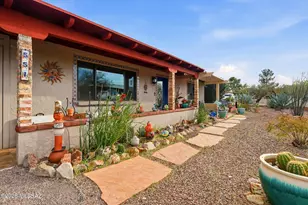 551 S Paseo Felice, Green Valley, AZ 85614 - Photo 1