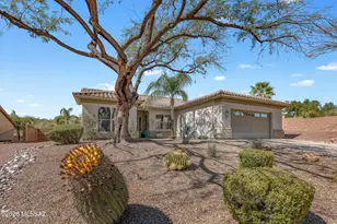 8977 N Treasure Mountain Dr, Tucson, AZ 85742 - Photo 1