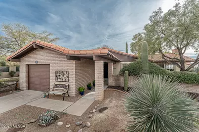 1051 W Camino Sagasta, Green Valley, AZ 85622 - Photo 1