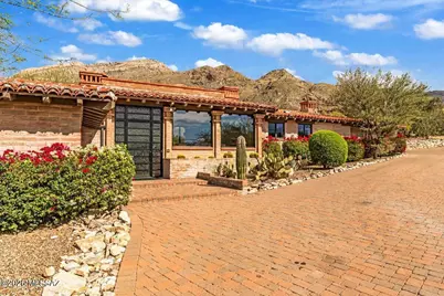 6701 N Saint Andrews Drive, Tucson, AZ 85718 - Photo 1