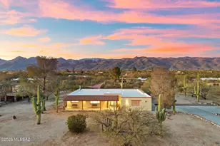 10631 E Rusty Spur Dr, Tucson, AZ 85749 - Photo 1