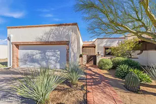 621 S Los Rubies Cir, Green Valley, AZ 85614 - Photo 1