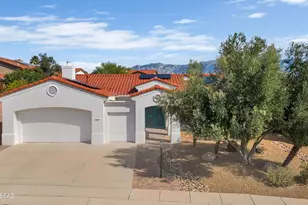 13892 N Embassy Dr, Oro Valley, AZ 85755 - Photo 1
