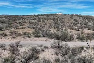 562 Avenida Septiembre, Rio Rico, AZ 85648 - Photo 1