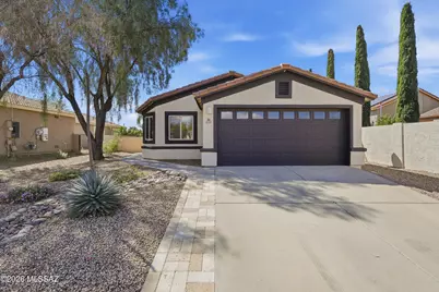 2522 E Chipped Stone Lane, Oro Valley, AZ 85755 - Photo 1