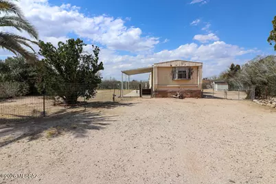 4549 N Obetka Avenue, Tucson, AZ 85705 - Photo 1