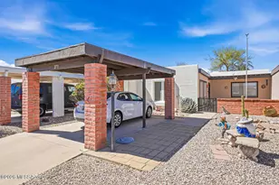 273 N Paseo De Los Conquistadores, Green Valley, AZ 85614 - Photo 1