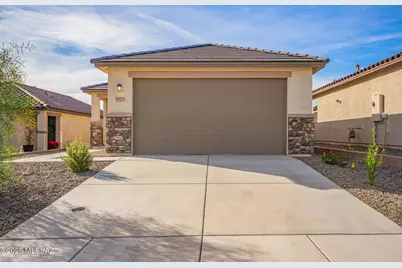 9323 N Peridot Vista Avenue, Tucson, AZ 85742 - Photo 1