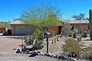 7271 E Rainbow Canyon Dr, Tucson, AZ 85750 - Photo 1