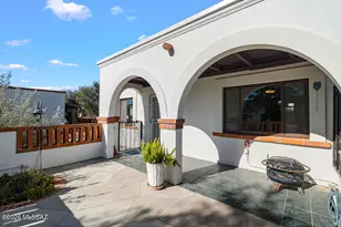290 S Paseo Aguila, Green Valley, AZ 85614 - Photo 1