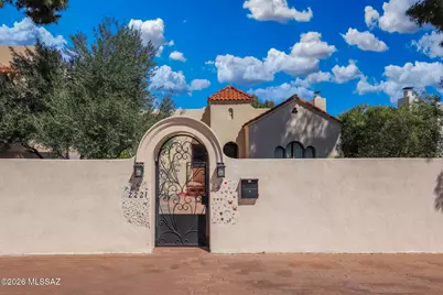 2221 E 1st Street, Tucson, AZ 85719 - Photo 1