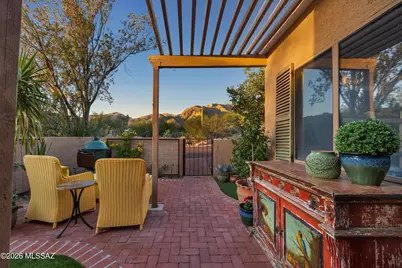 6524 N Foothills Drive, Tucson, AZ 85718 - Photo 1