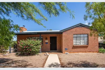2001 E 10th Street, Tucson, AZ 85719 - Photo 1