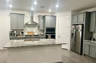 10766 W Larkhill Dr, Marana, AZ 85653 - Photo 1