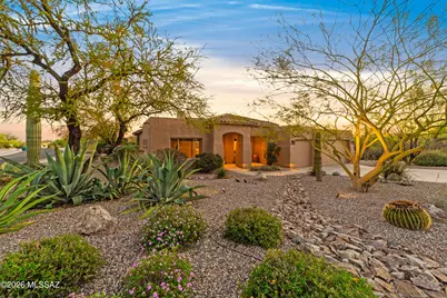 1233 W Portico Drive, Oro Valley, AZ 85755 - Photo 1