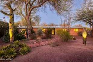 2825 E Pompeii Cir, Tucson, AZ 85716 - Photo 1