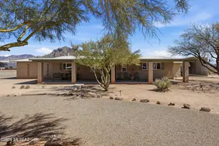 8710 N Hickory Dr, Tucson, AZ 85704 - Photo 1