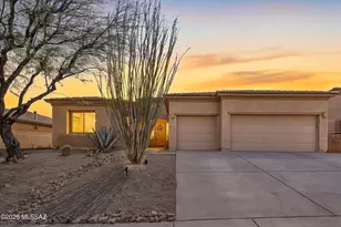 1131 W Tenniel Dr, Green Valley, AZ 85614 - Photo 1